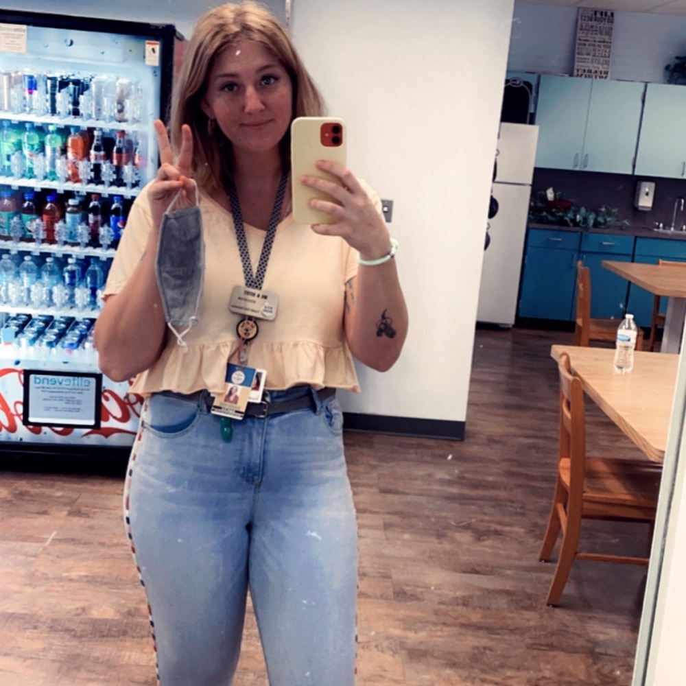 Meet your Posher, Brigette